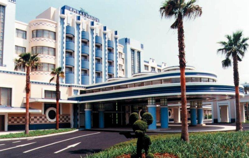 Disney Ambassador Hotel Čiba Exteriér fotografie